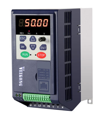 Small Size 220V 1.5KW 2.2KW Solar Water Pump Controller For Agriculture Irrigation